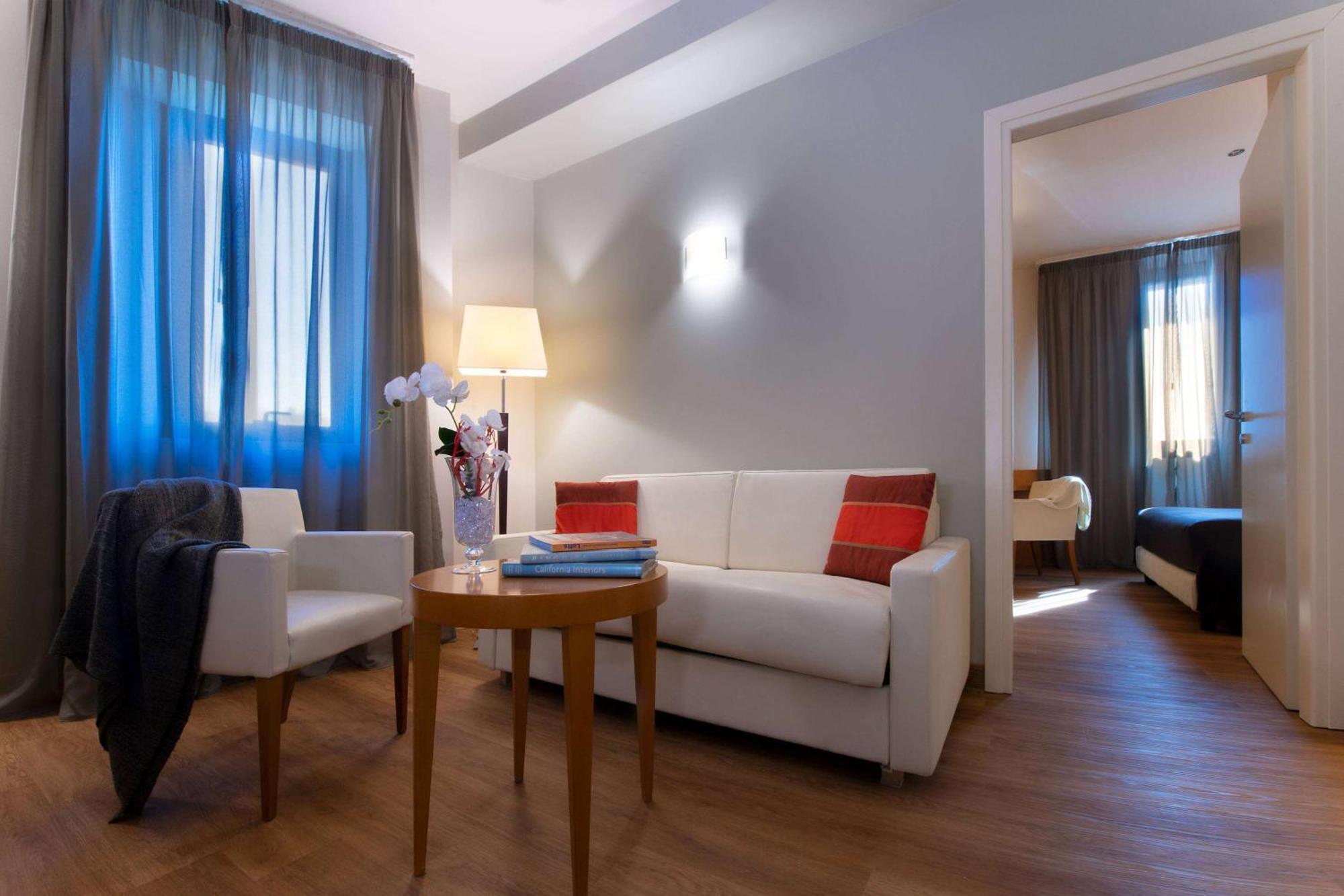 Hotel Dolce By Wyndham Milan Malpensa Somma Lombardo Esterno foto