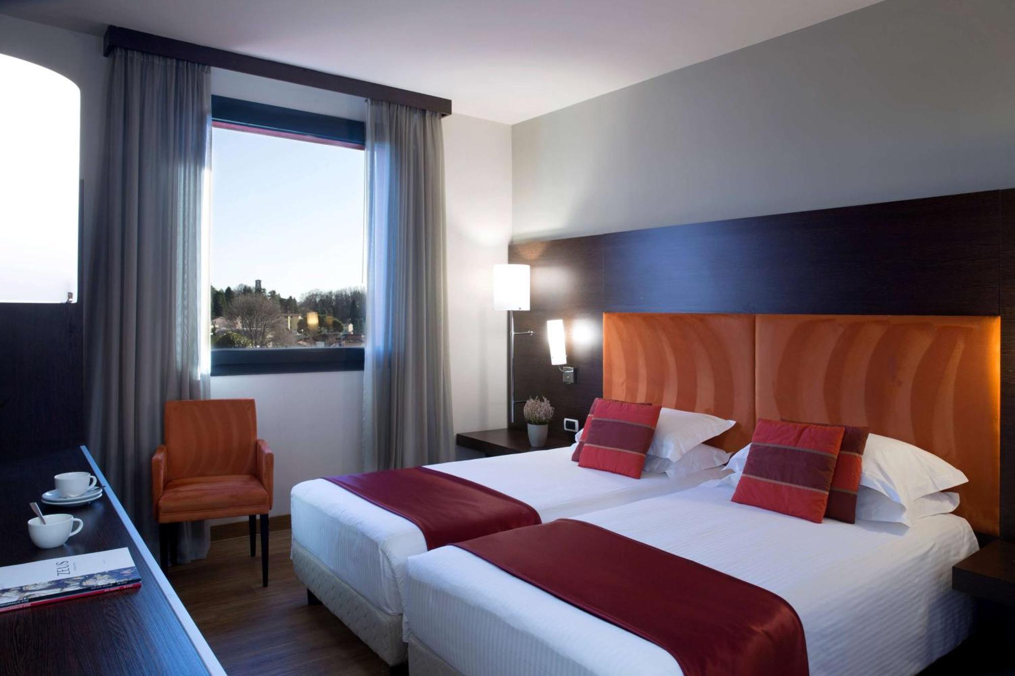 Hotel Dolce By Wyndham Milan Malpensa Somma Lombardo Esterno foto