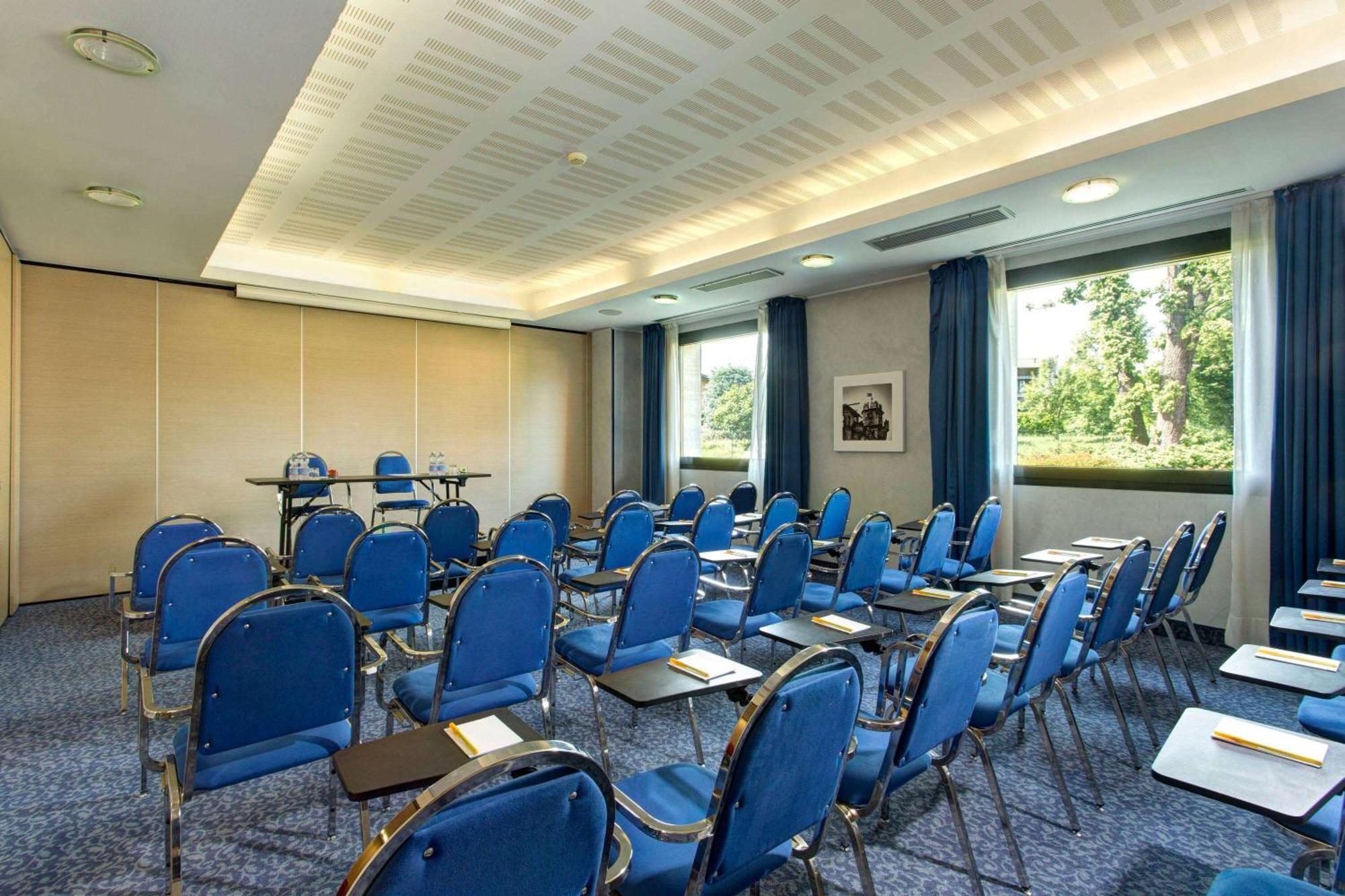 Hotel Dolce By Wyndham Milan Malpensa Somma Lombardo Esterno foto