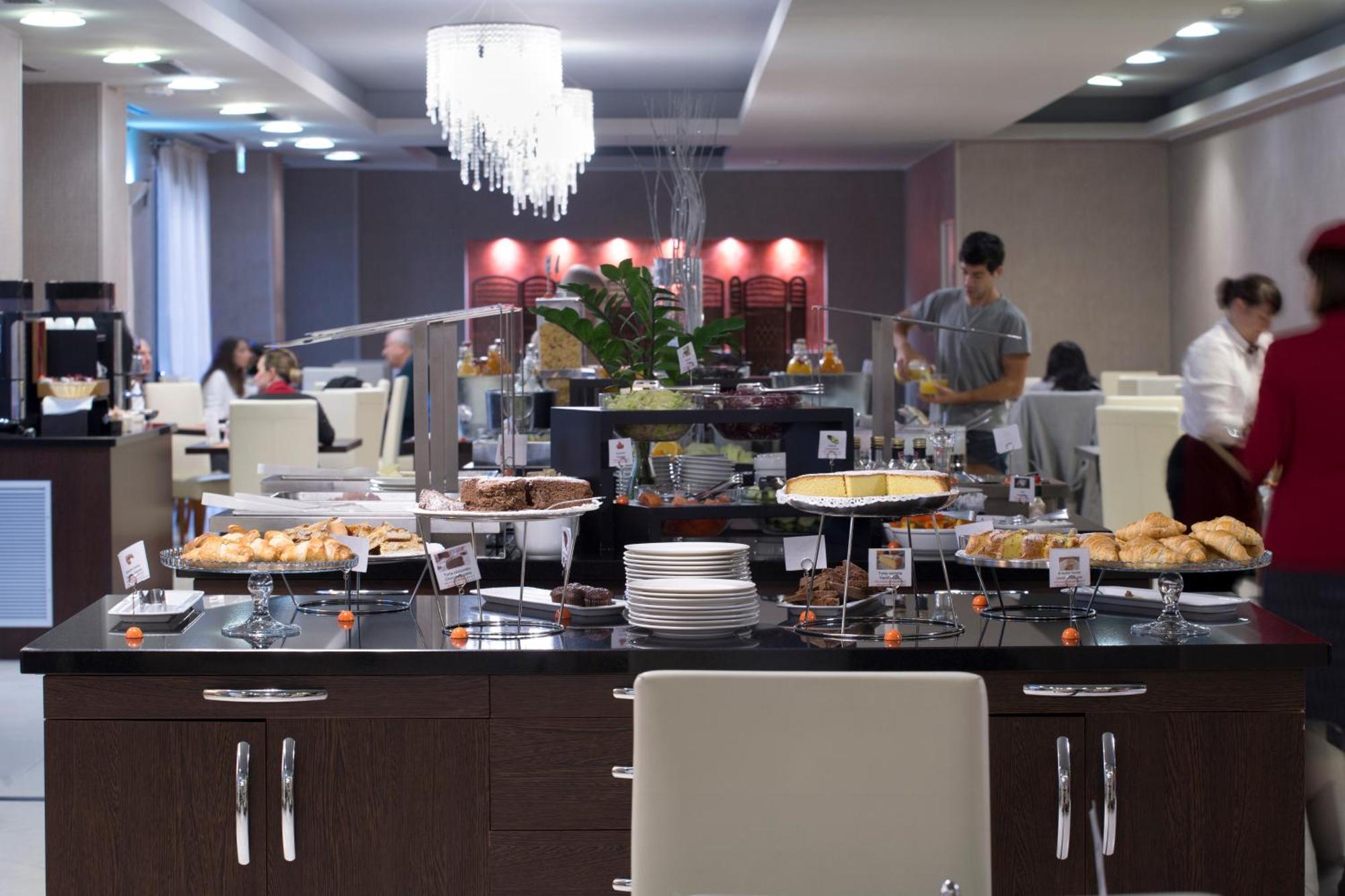 Hotel Dolce By Wyndham Milan Malpensa Somma Lombardo Esterno foto